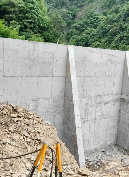 枣庄山亭区重力式挡土墙